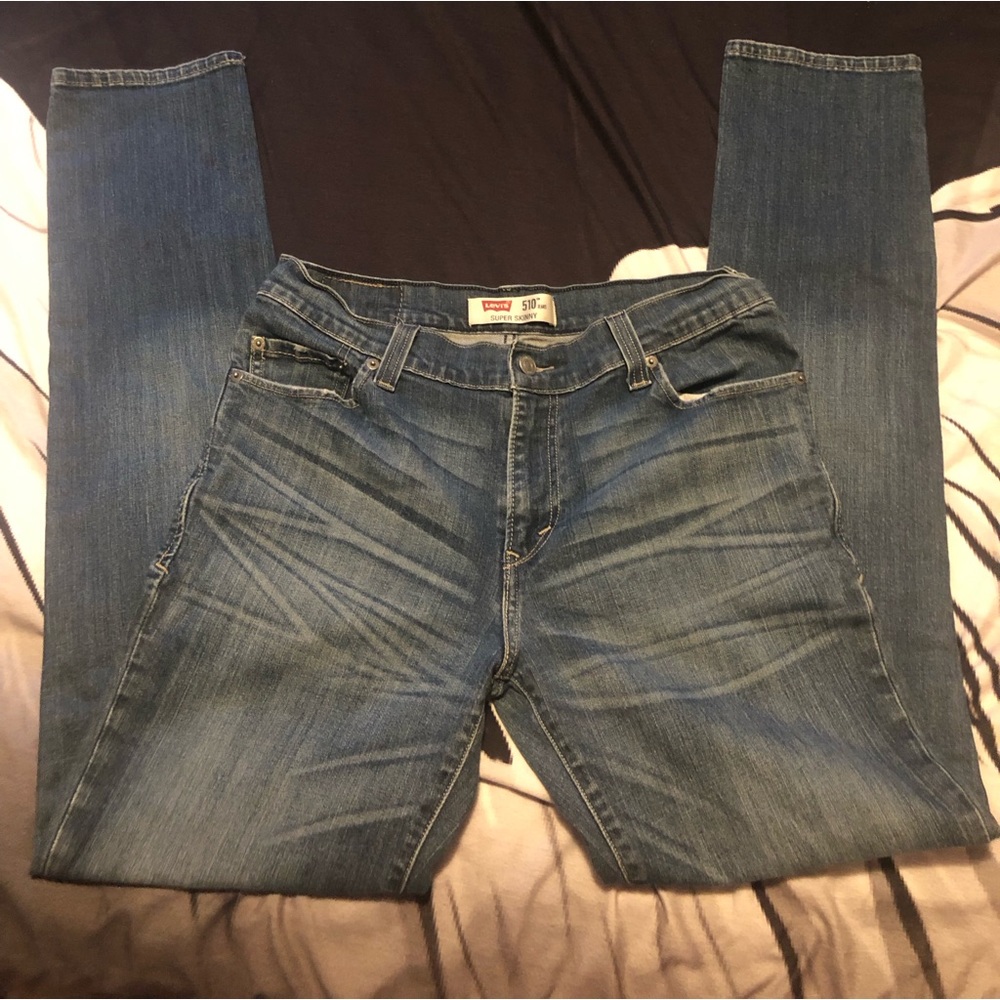 Levi’s super skinny 510  size 33!/32